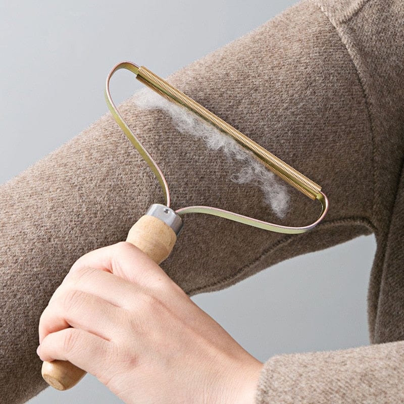 Lively® Kitchen Accessories Lint and Hair Brush | Lively®