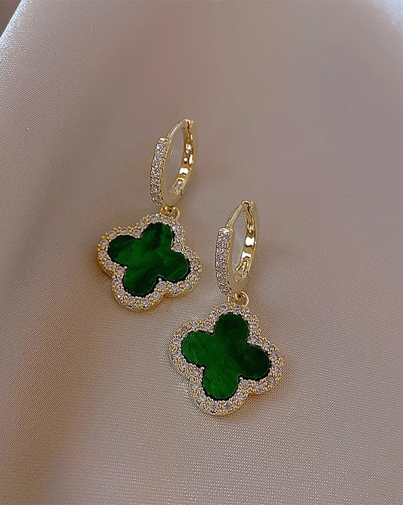 Lively® Clover Hoops | Lively®