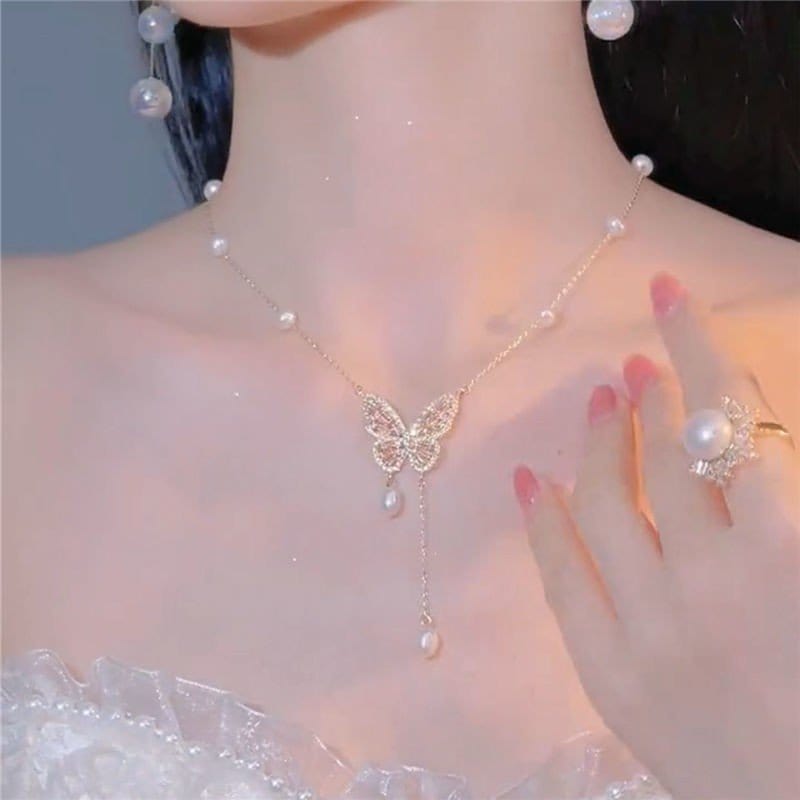 Lively® Necklaces "Pearls & Butterfly" | Lively®