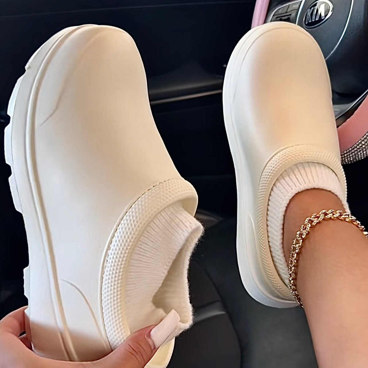 Lively® non-slip & comfortable Crocs | Lively™